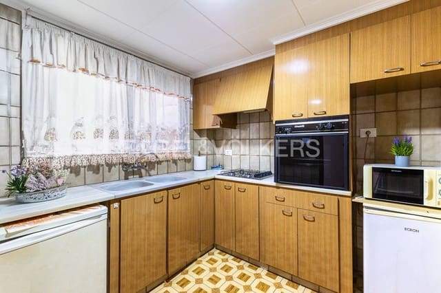 5 quarto Casa em Banda para venda em Sueca com garagem - 310 000 € (Ref: 9080443)