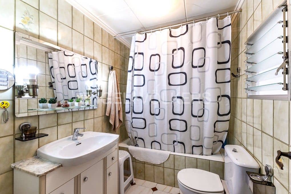 5 bedroom Townhouse for sale in Sueca with garage - € 310,000 (Ref: 9080443)