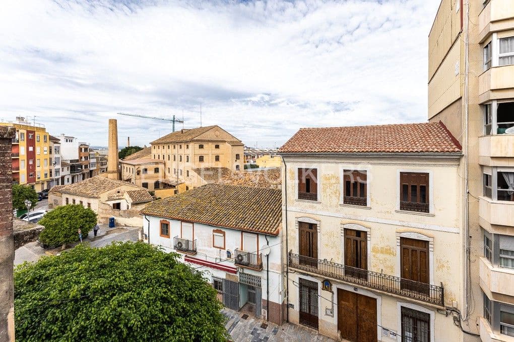5 bedroom Townhouse for sale in Sueca with garage - € 310,000 (Ref: 9080443)