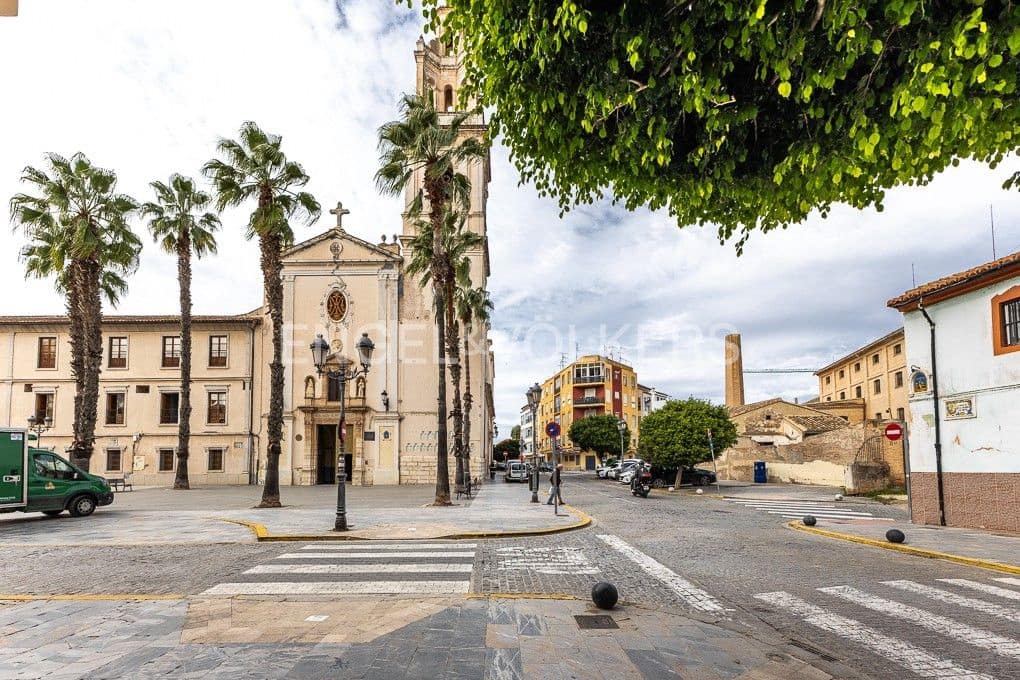 5 bedroom Townhouse for sale in Sueca with garage - € 310,000 (Ref: 9080443)