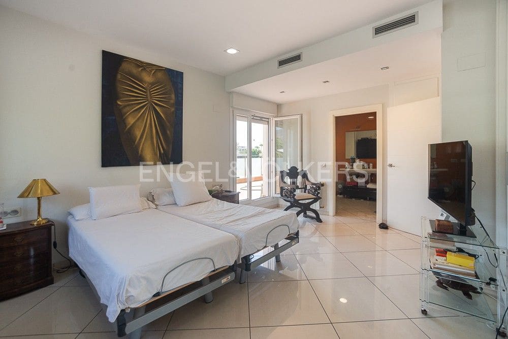5 chambre Villa/Maison à vendre à Benicassim avec piscine - 1 600 000 € (Ref: 9080444)