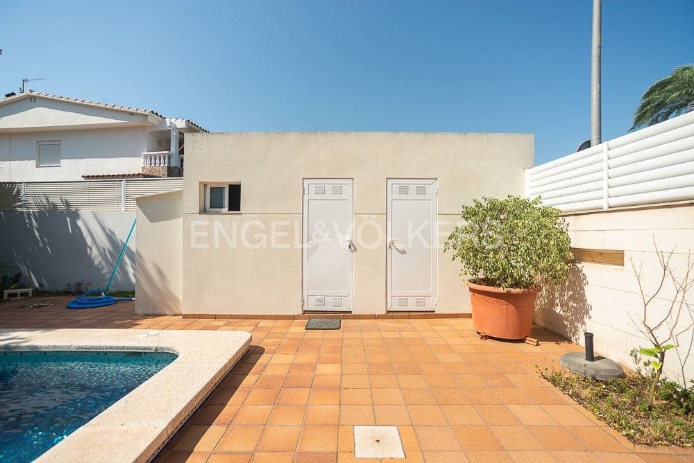 5 chambre Villa/Maison à vendre à Benicassim avec piscine - 1 600 000 € (Ref: 9080444)