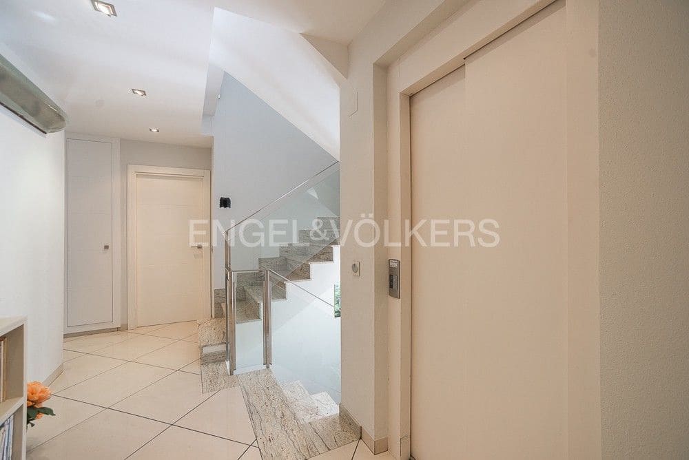 5 chambre Villa/Maison à vendre à Benicassim avec piscine - 1 600 000 € (Ref: 9080444)