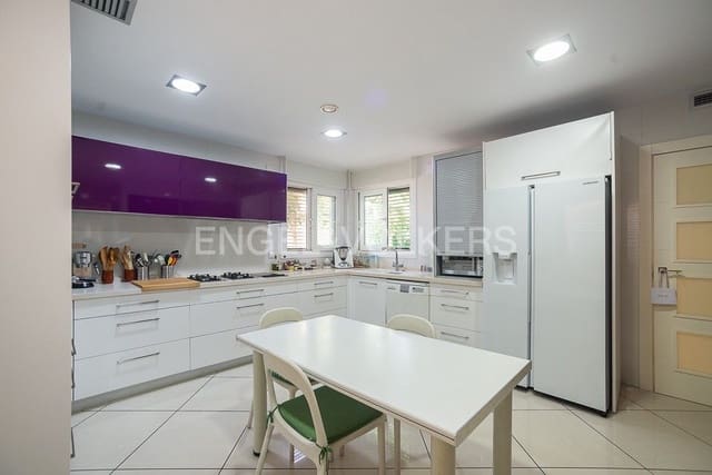5 chambre Villa/Maison à vendre à Benicàssim avec piscine - 1 600 000 € (Ref: 9080444)