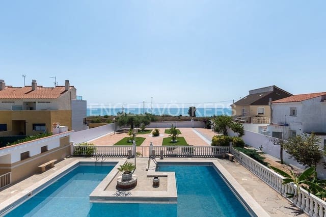 6 soveværelse Finca/Landehus til salg i Vinaròs med swimmingpool garage - € 1.300.000 (Ref: 9080446)