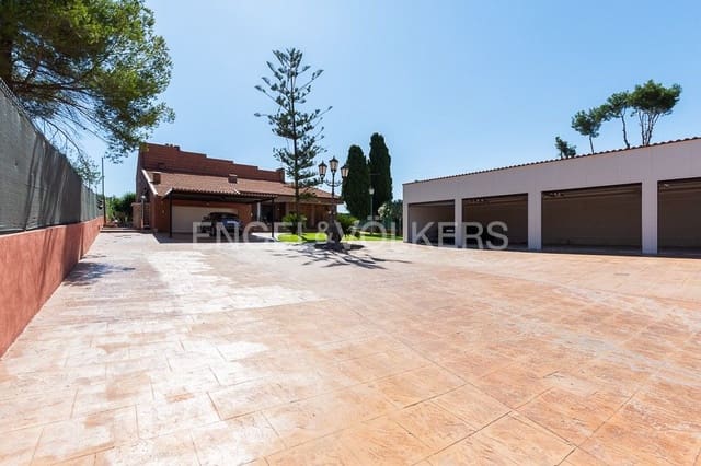6 bedroom Villa for sale in La Cañada, Paterna with pool garage - € 1,290,000 (Ref: 9080448)