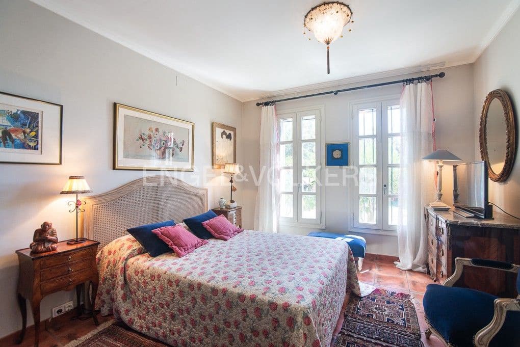 4 bedroom Villa for sale in Calig with pool garage - € 550,000 (Ref: 9080451)