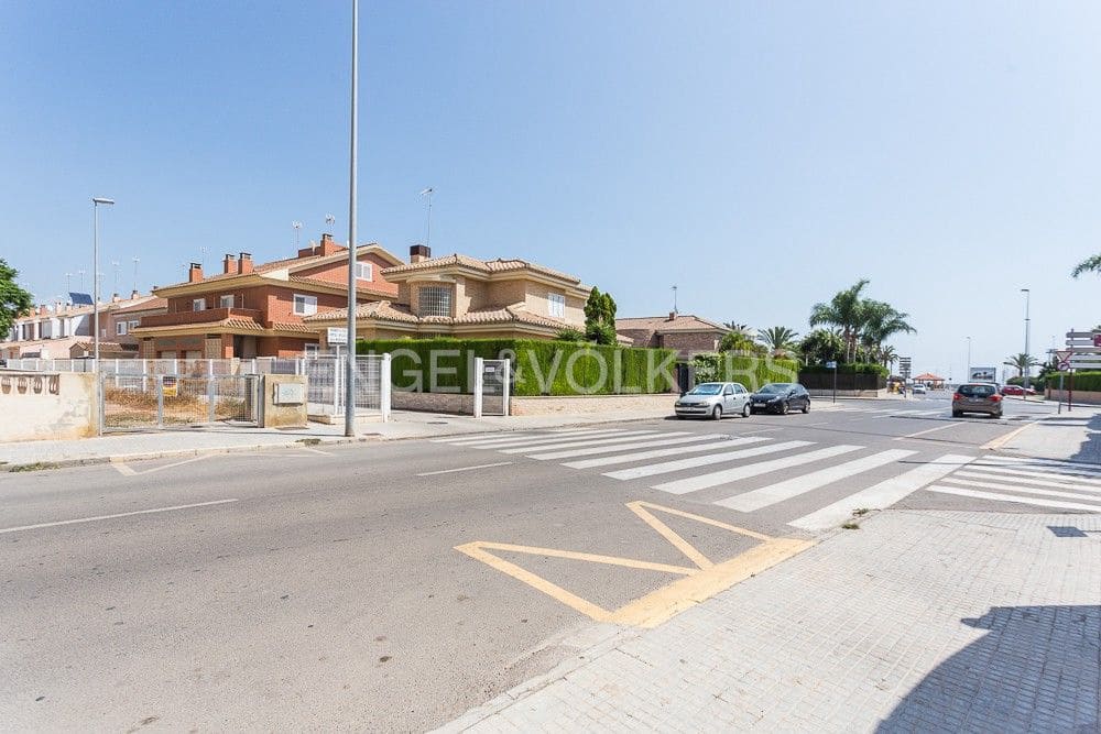 4 bedroom Apartment for sale in Canet d'En Berenguer with garage - € 150,000 (Ref: 9080453)