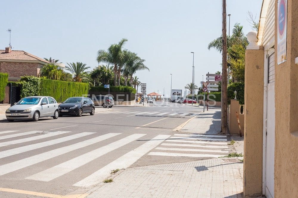 4 bedroom Apartment for sale in Canet d'En Berenguer with garage - € 150,000 (Ref: 9080453)