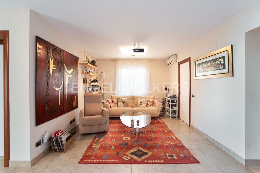 Chalet de 4 habitaciones en Oropesa  en venta con piscina - 850.000 € (Ref: 9080454)