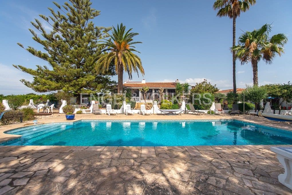 4 bedroom Villa for sale in Vinaros with pool garage - € 498,000 (Ref: 9080455)