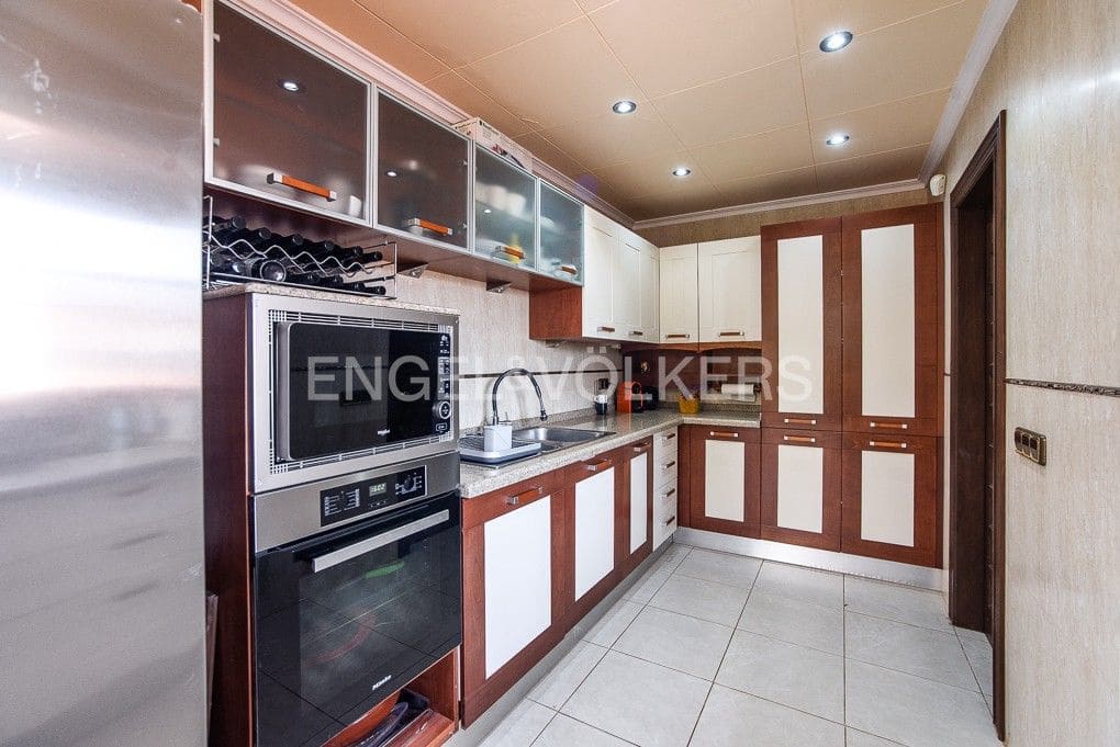 4 bedroom Villa for sale in Vinaros with pool garage - € 498,000 (Ref: 9080455)