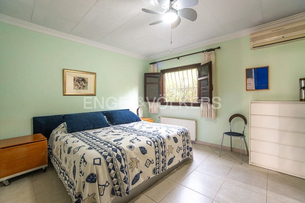 4 bedroom Villa for sale in Vinaros with pool garage - € 498,000 (Ref: 9080455)
