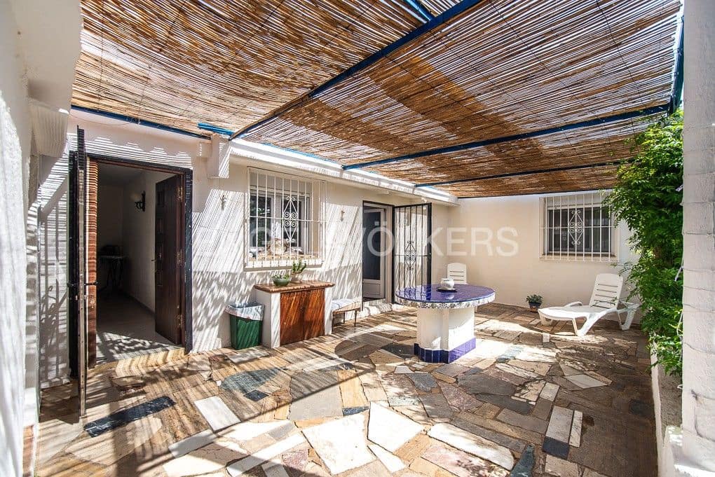 4 bedroom Villa for sale in Vinaros with pool garage - € 498,000 (Ref: 9080455)