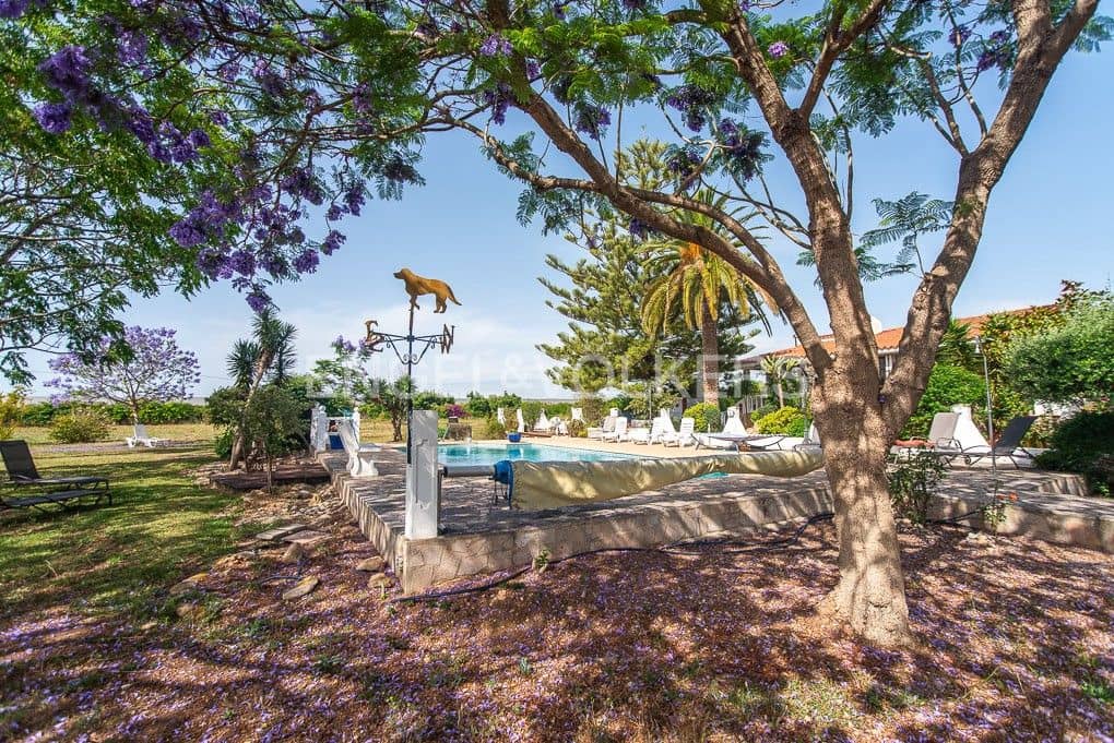 4 bedroom Villa for sale in Vinaros with pool garage - € 498,000 (Ref: 9080455)