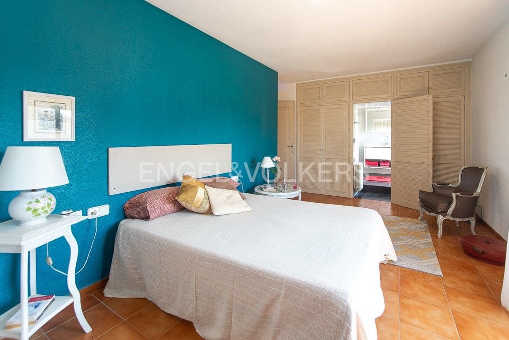 5 bedroom Villa for sale in Alcanar with pool garage - € 475,000 (Ref: 9080456)