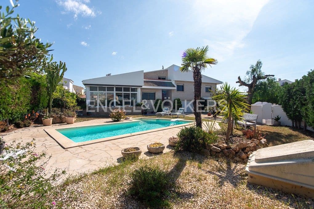 5 bedroom Villa for sale in Alcanar with pool garage - € 475,000 (Ref: 9080456)