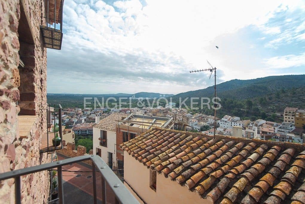 4 bedroom Townhouse for sale in Vilafames with garage - € 318,000 (Ref: 9080457)