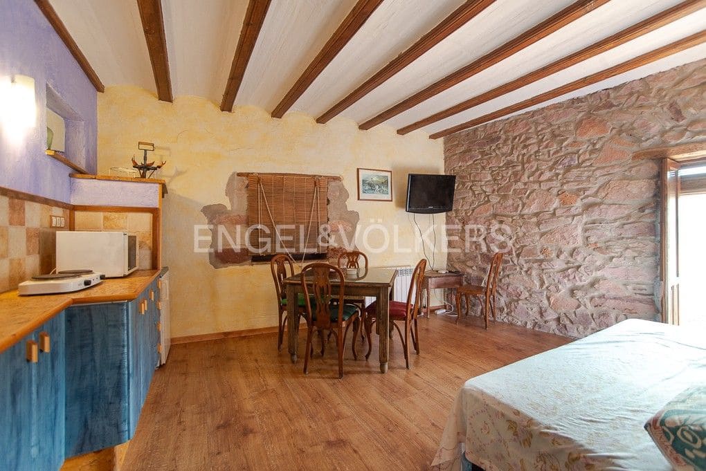 4 bedroom Townhouse for sale in Vilafames with garage - € 318,000 (Ref: 9080457)