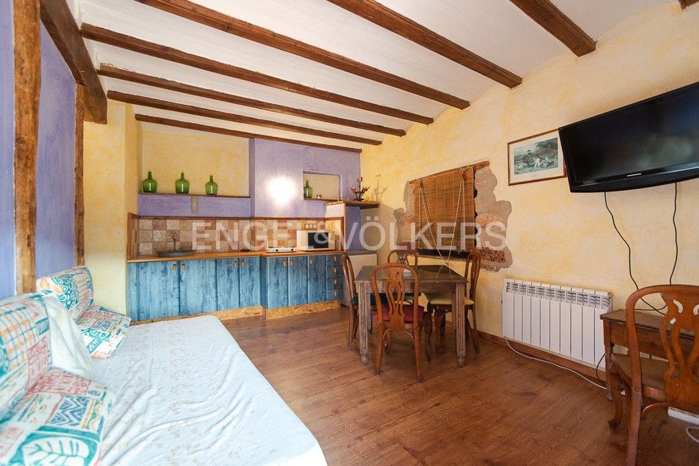 4 bedroom Townhouse for sale in Vilafames with garage - € 318,000 (Ref: 9080457)