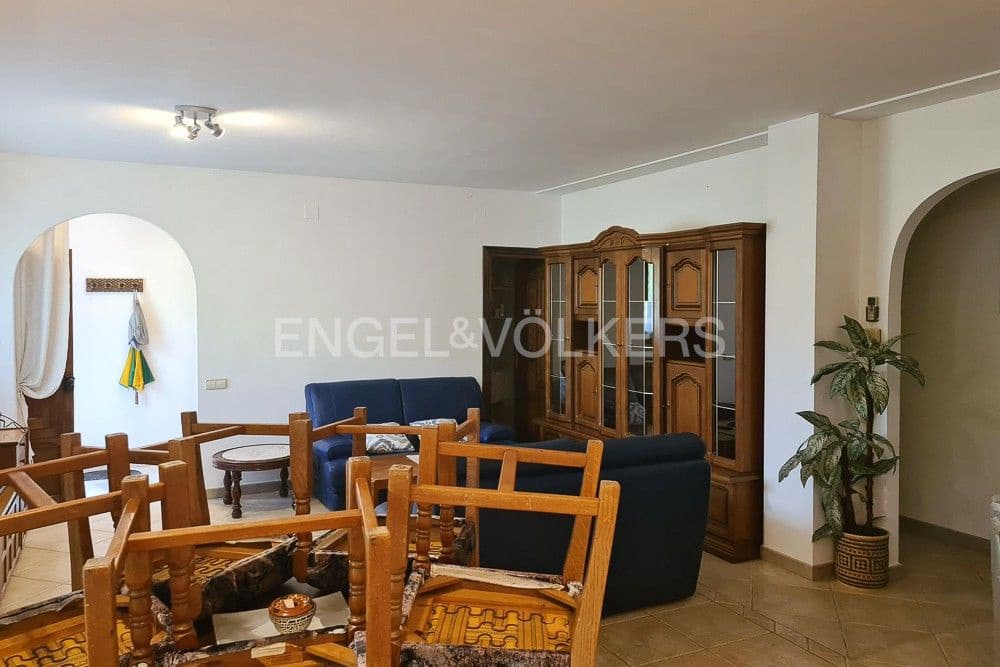 3 soverom Finca/Herregård til salgs i Pedreguer med garasje - € 600 000 (Ref: 9080466)