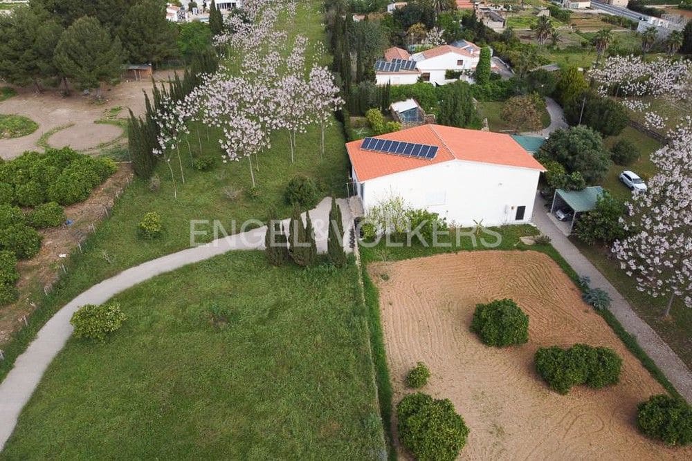 3 soverom Finca/Herregård til salgs i Pedreguer med garasje - € 600 000 (Ref: 9080466)