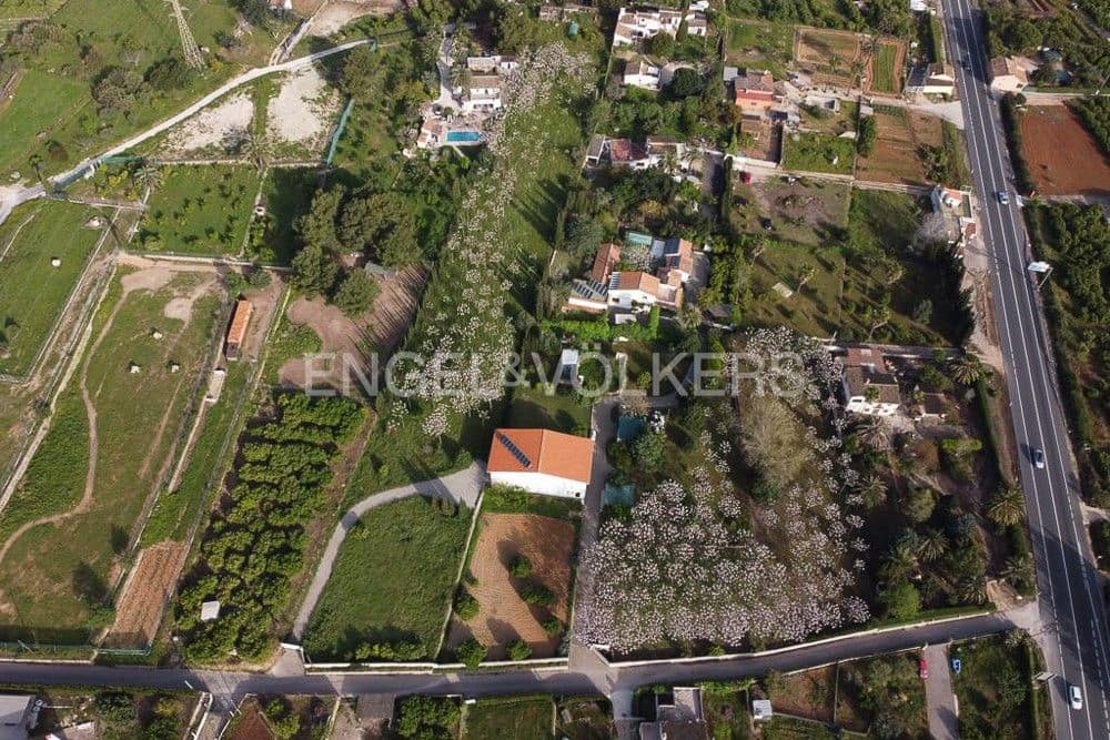 3 soverom Finca/Herregård til salgs i Pedreguer med garasje - € 600 000 (Ref: 9080466)