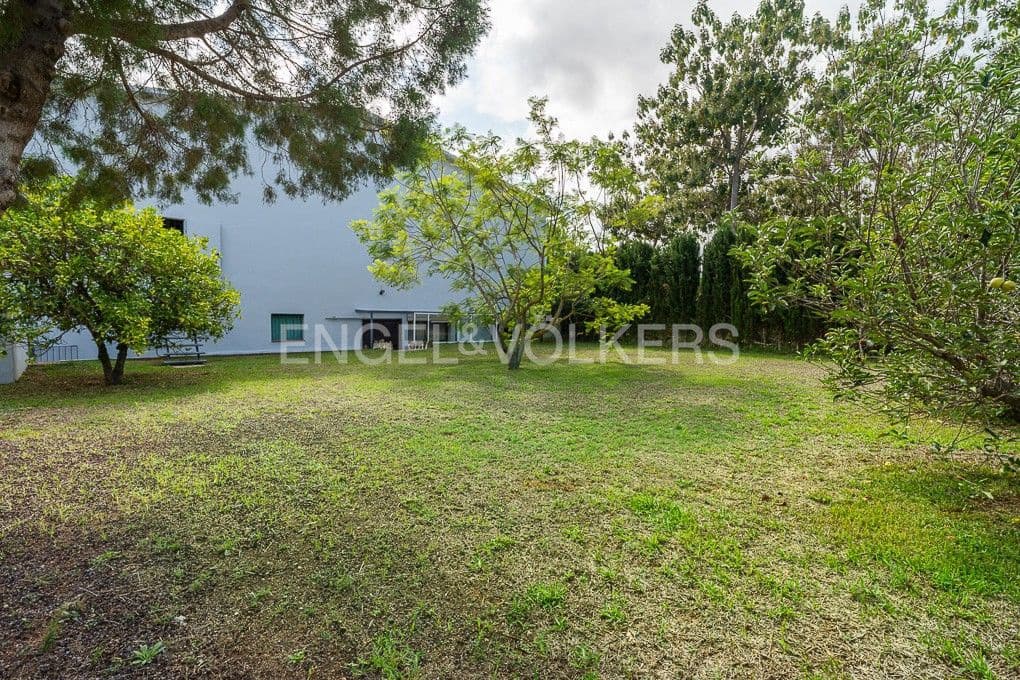 3 soverom Finca/Herregård til salgs i Pedreguer med garasje - € 600 000 (Ref: 9080466)