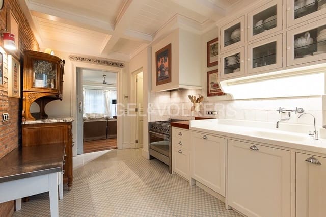 Apartamento de 3 habitaciones en Centro, Castelló de la Plana en venta - 350.000 € (Ref: 9080477)
