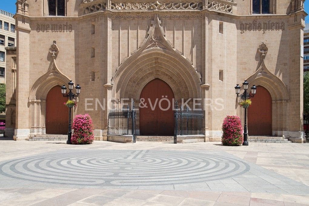 Apartamento de 3 habitaciones en Castelló de la Plana en venta - 350.000 € (Ref: 9080477)