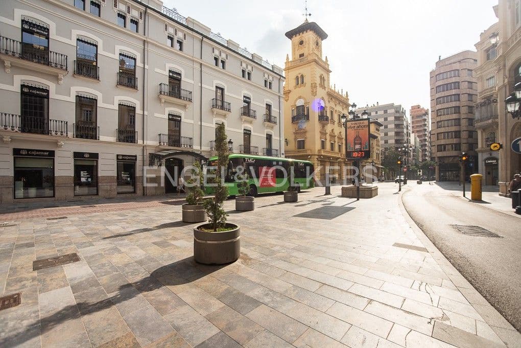 Apartamento de 3 habitaciones en Castelló de la Plana en venta - 350.000 € (Ref: 9080477)