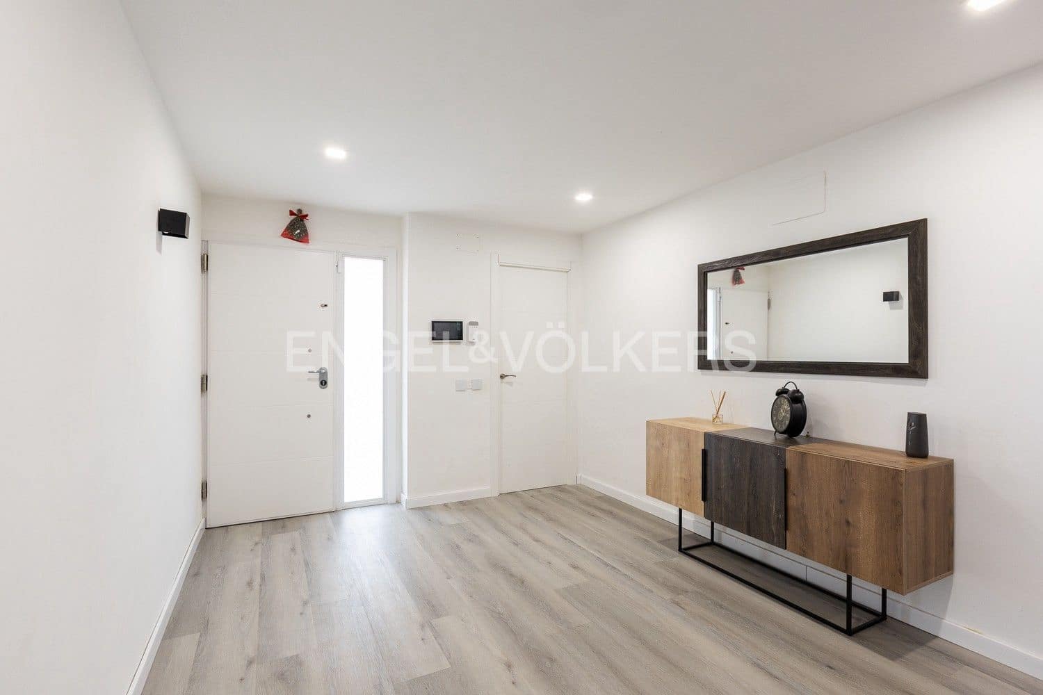 8 slaapkamer Villa te koop in L'Eliana met zwembad garage - € 1.590.000 (Ref: 9080485)