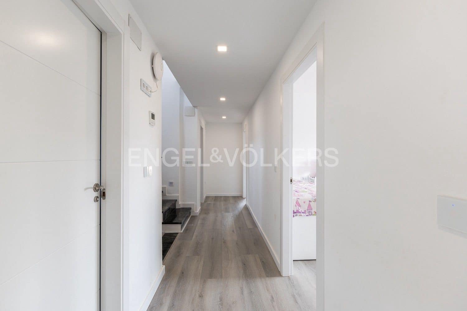 8 slaapkamer Villa te koop in L'Eliana met zwembad garage - € 1.590.000 (Ref: 9080485)