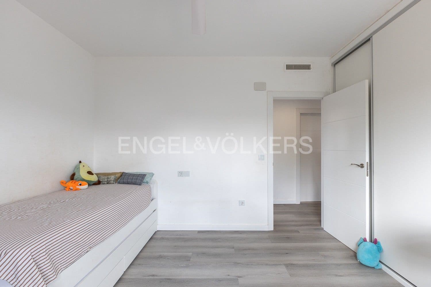8 slaapkamer Villa te koop in L'Eliana met zwembad garage - € 1.590.000 (Ref: 9080485)