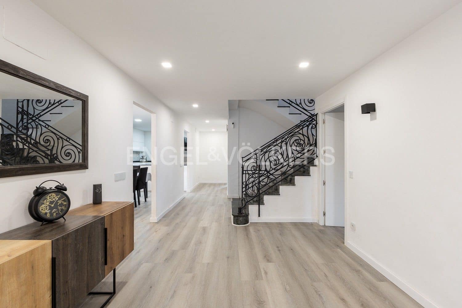 8 slaapkamer Villa te koop in L'Eliana met zwembad garage - € 1.590.000 (Ref: 9080485)