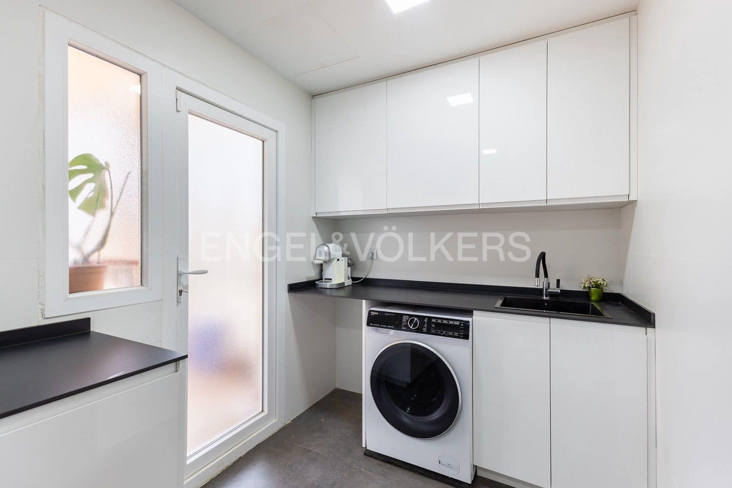 8 slaapkamer Villa te koop in L'Eliana met zwembad garage - € 1.590.000 (Ref: 9080485)