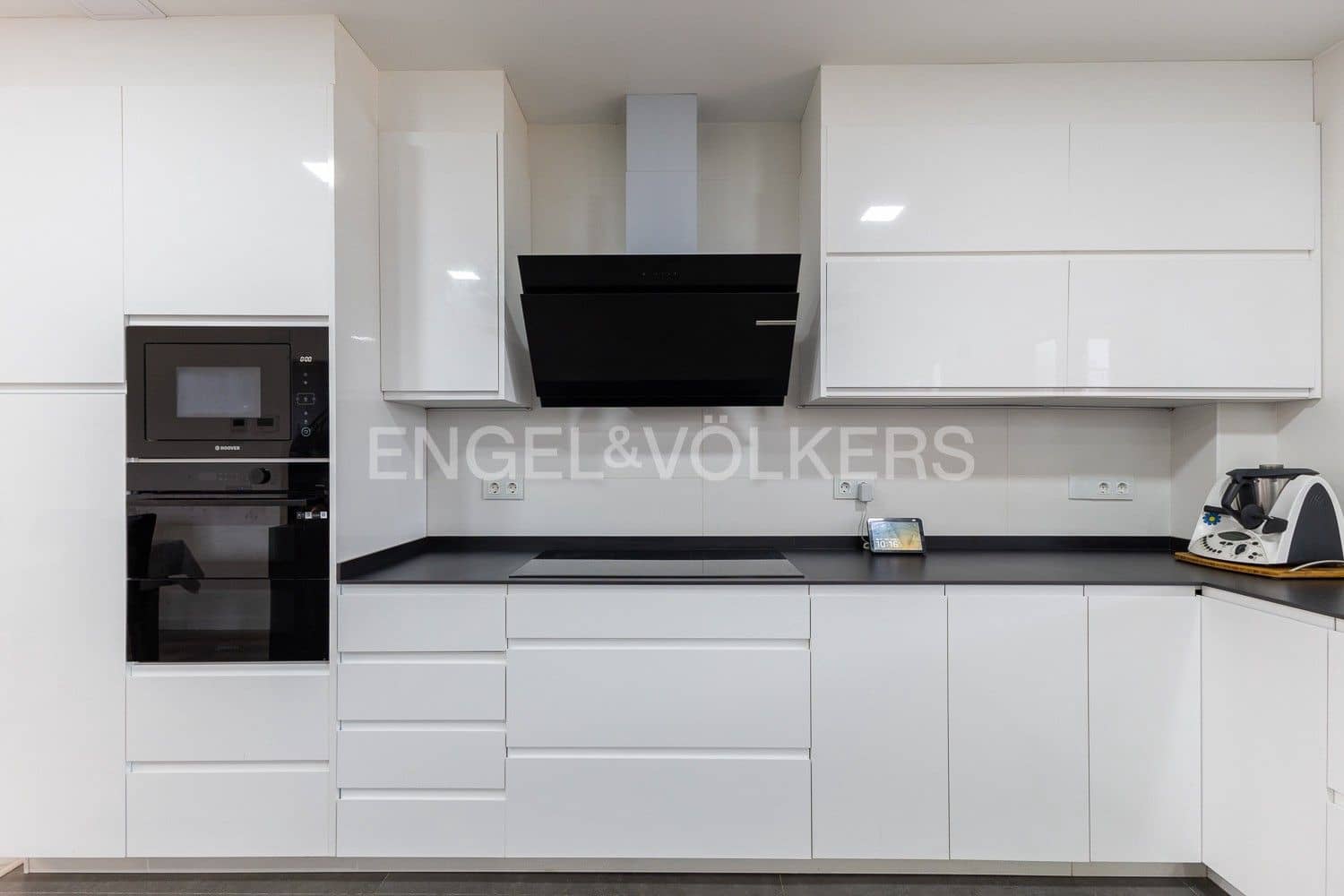8 slaapkamer Villa te koop in L'Eliana met zwembad garage - € 1.590.000 (Ref: 9080485)
