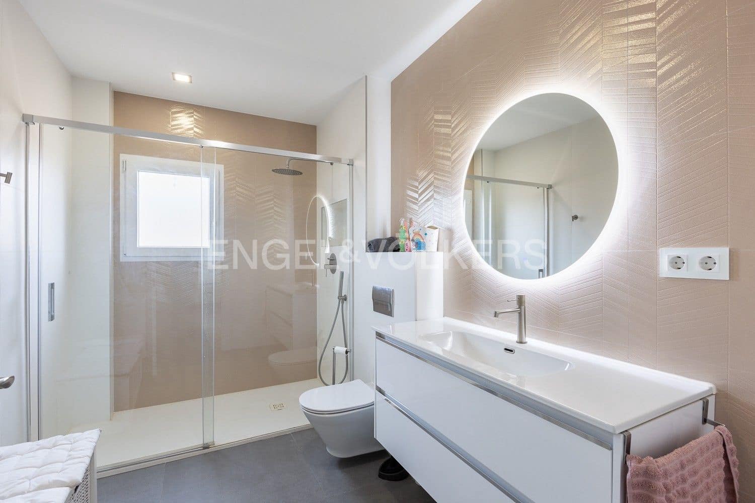 8 slaapkamer Villa te koop in L'Eliana met zwembad garage - € 1.590.000 (Ref: 9080485)