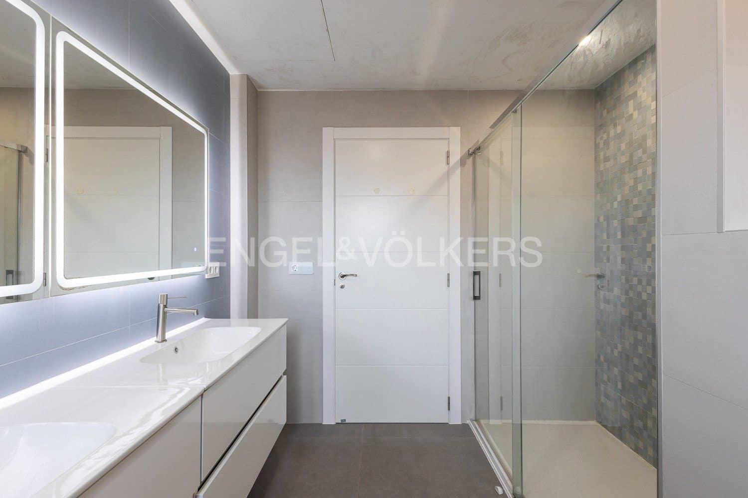 8 slaapkamer Villa te koop in L'Eliana met zwembad garage - € 1.590.000 (Ref: 9080485)