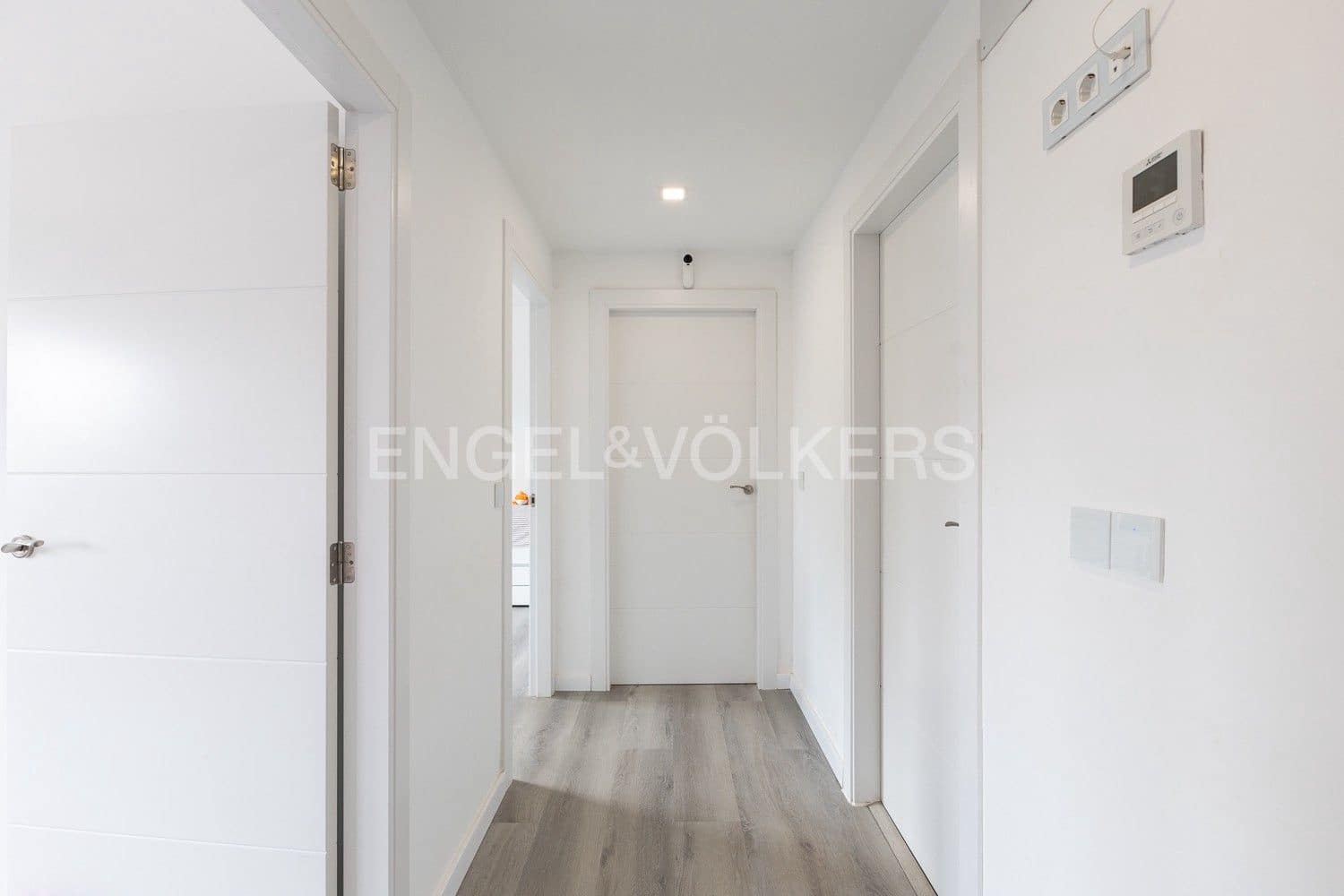 8 slaapkamer Villa te koop in L'Eliana met zwembad garage - € 1.590.000 (Ref: 9080485)