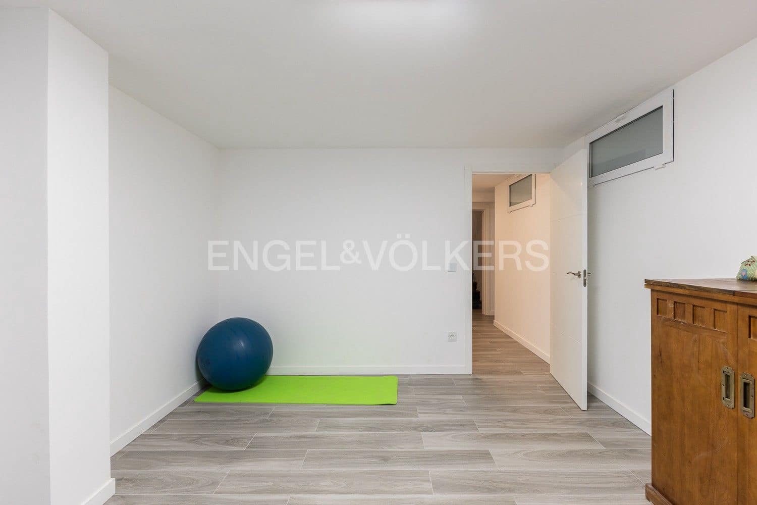 8 slaapkamer Villa te koop in L'Eliana met zwembad garage - € 1.590.000 (Ref: 9080485)