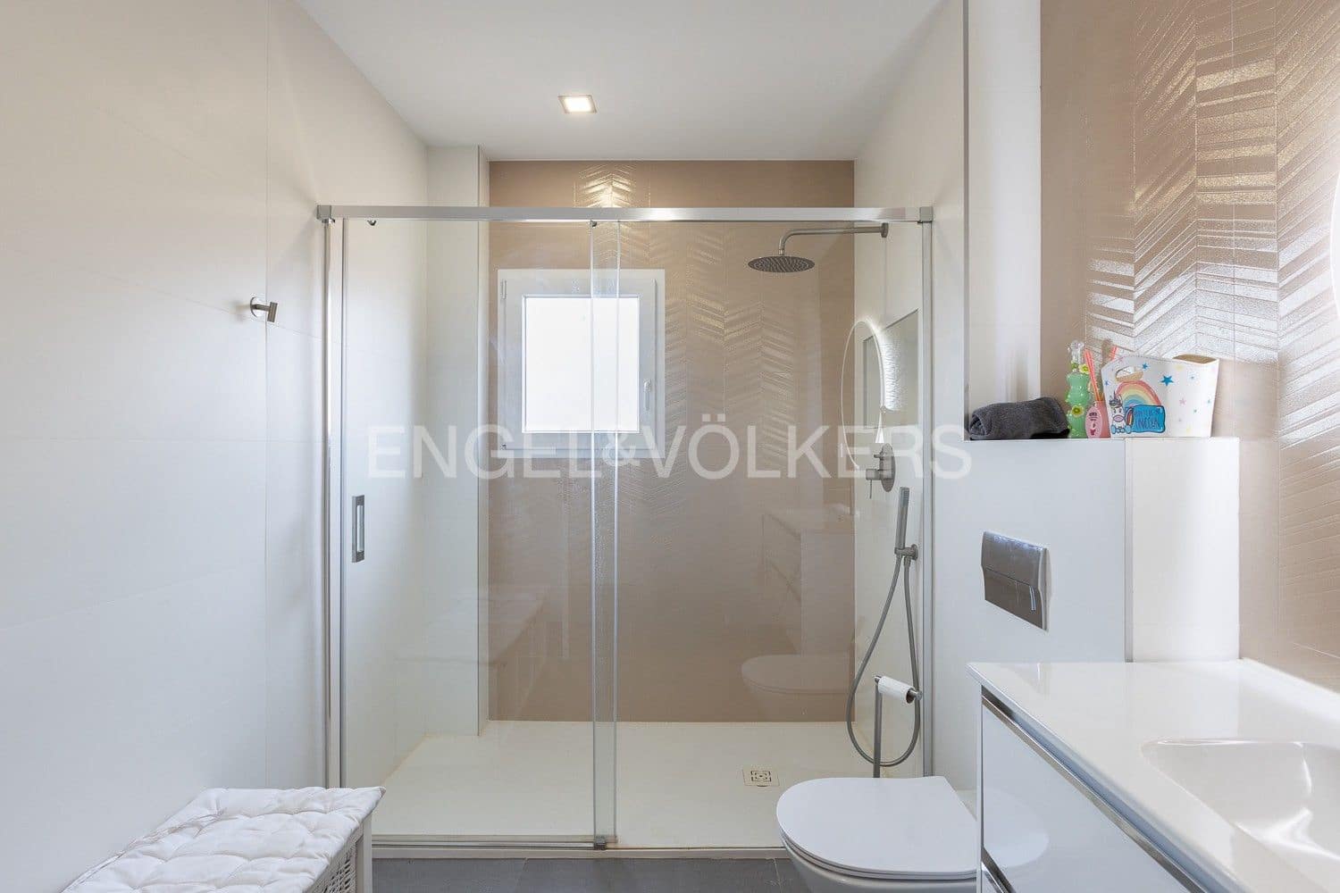 8 slaapkamer Villa te koop in L'Eliana met zwembad garage - € 1.590.000 (Ref: 9080485)