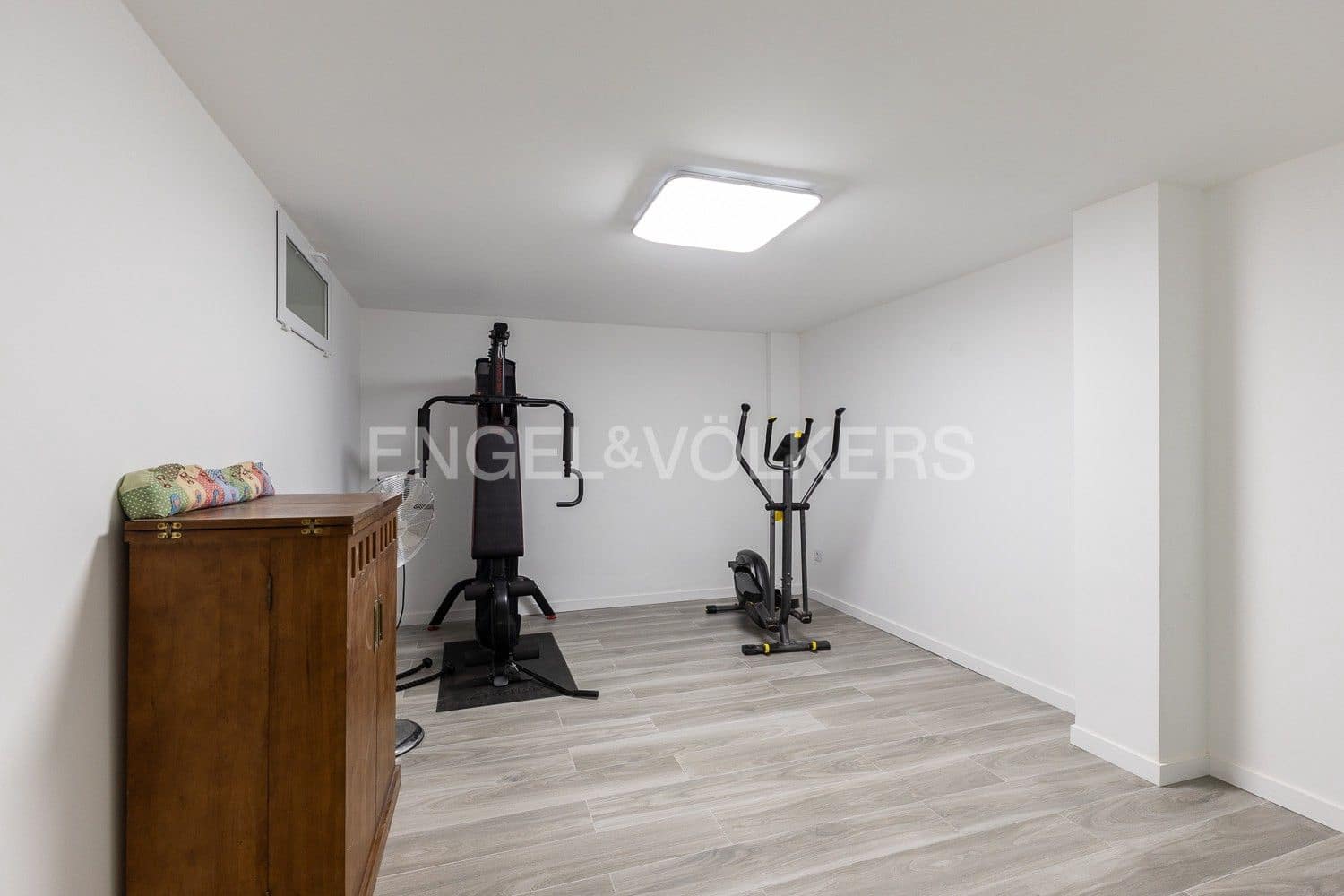8 slaapkamer Villa te koop in L'Eliana met zwembad garage - € 1.590.000 (Ref: 9080485)