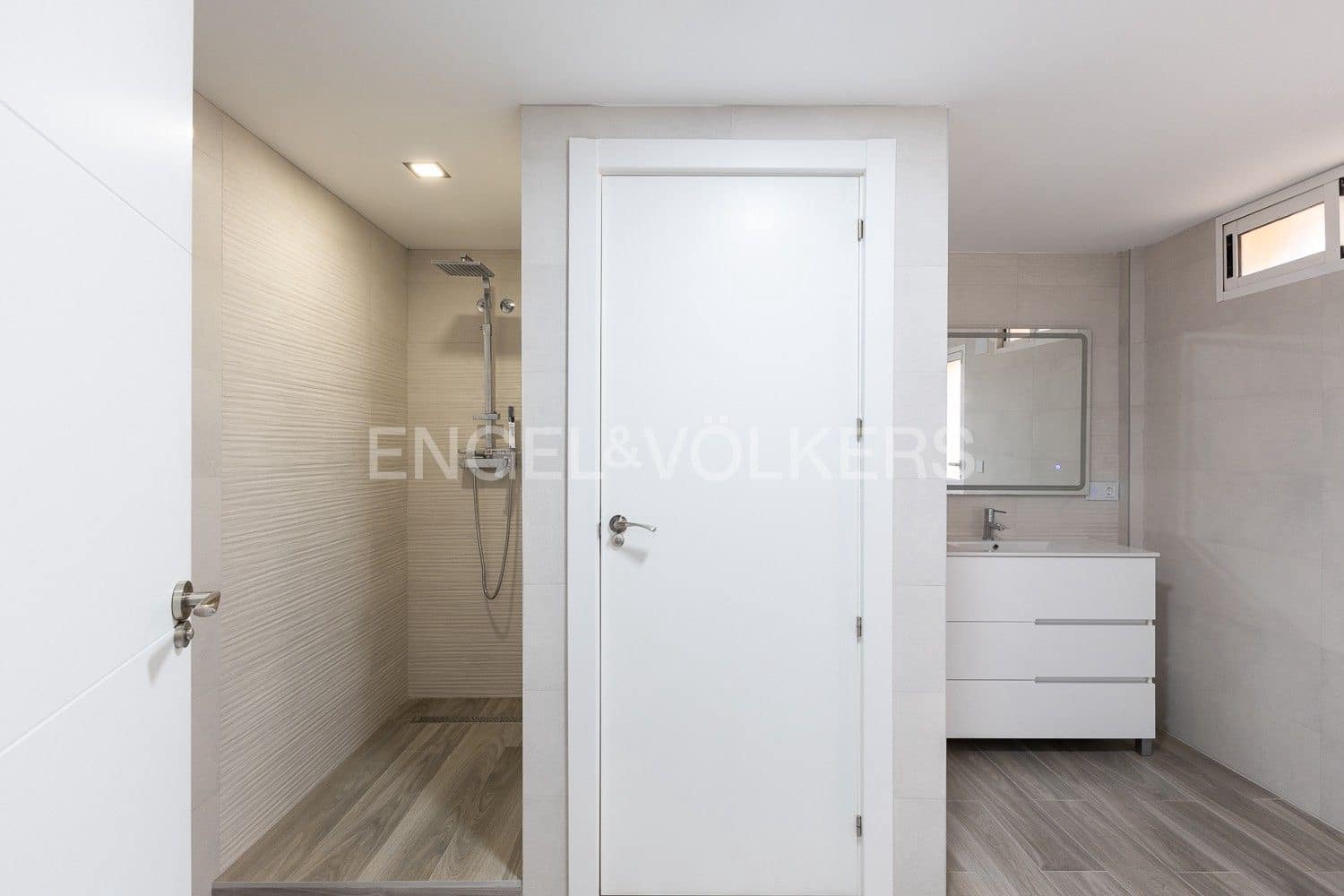 8 slaapkamer Villa te koop in L'Eliana met zwembad garage - € 1.590.000 (Ref: 9080485)