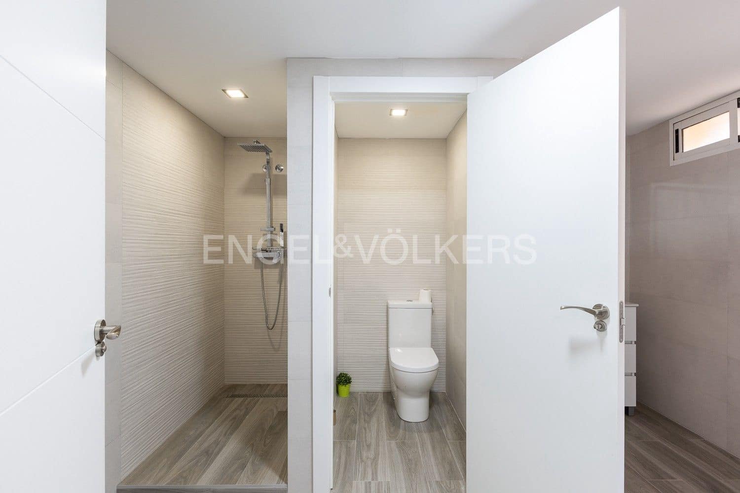 8 slaapkamer Villa te koop in L'Eliana met zwembad garage - € 1.590.000 (Ref: 9080485)