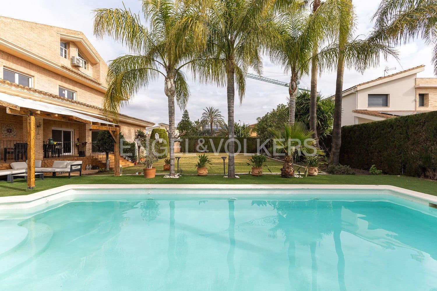 8 slaapkamer Villa te koop in L'Eliana met zwembad garage - € 1.590.000 (Ref: 9080485)