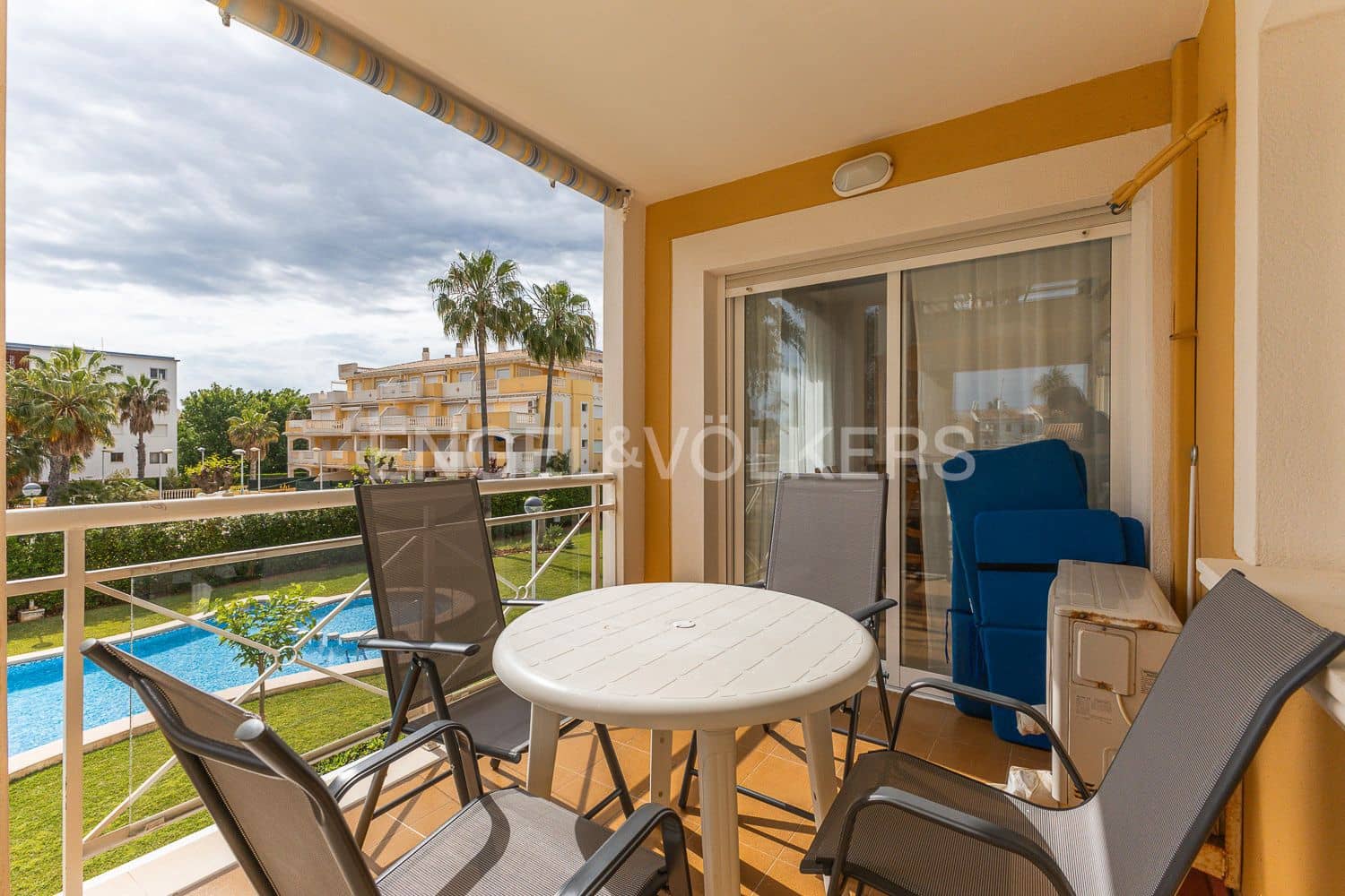 2 bedroom Apartment for rent in Denia with pool garage - € 2,000 (Ref: 9080488)