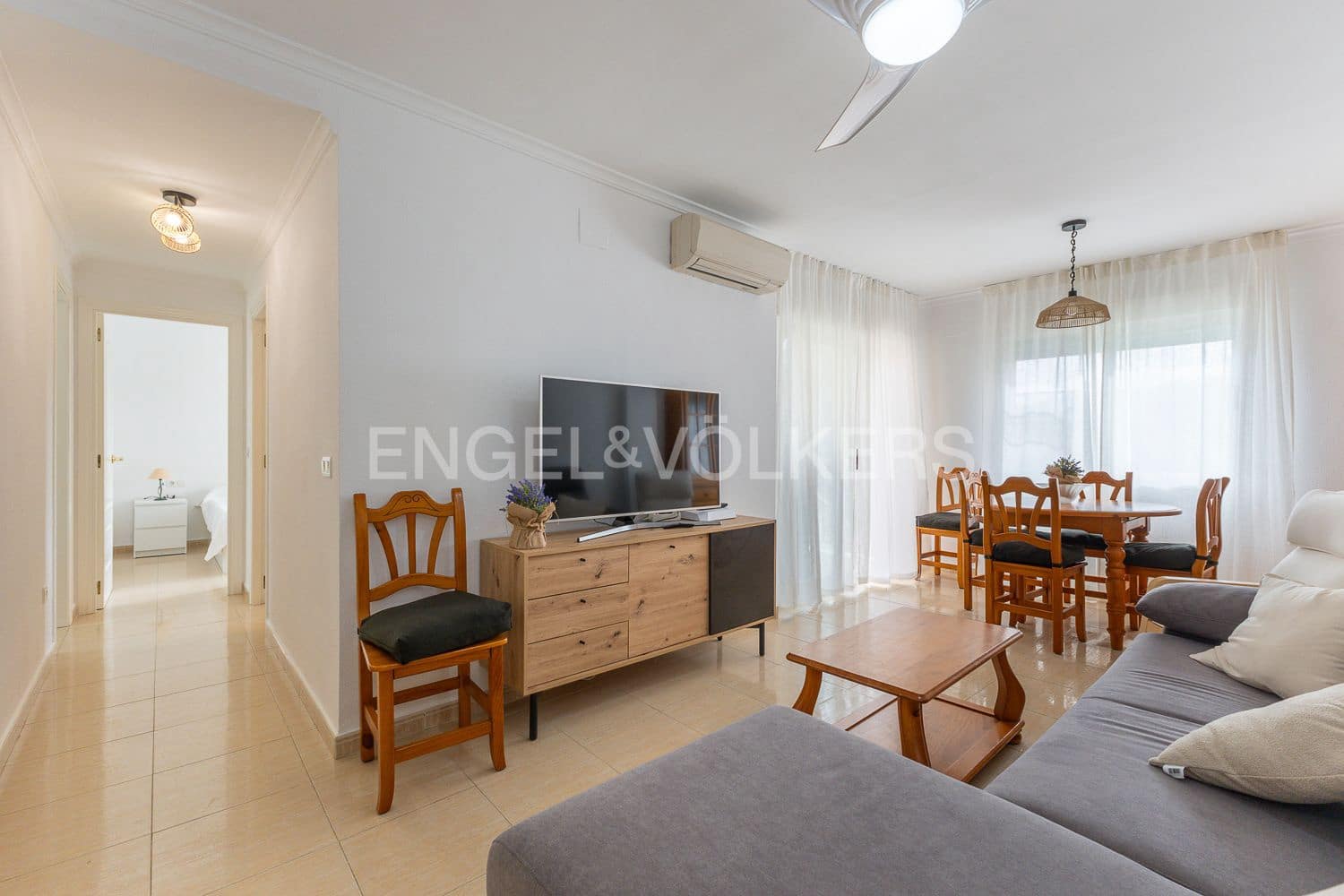 2 bedroom Apartment for rent in Denia with pool garage - € 2,000 (Ref: 9080488)