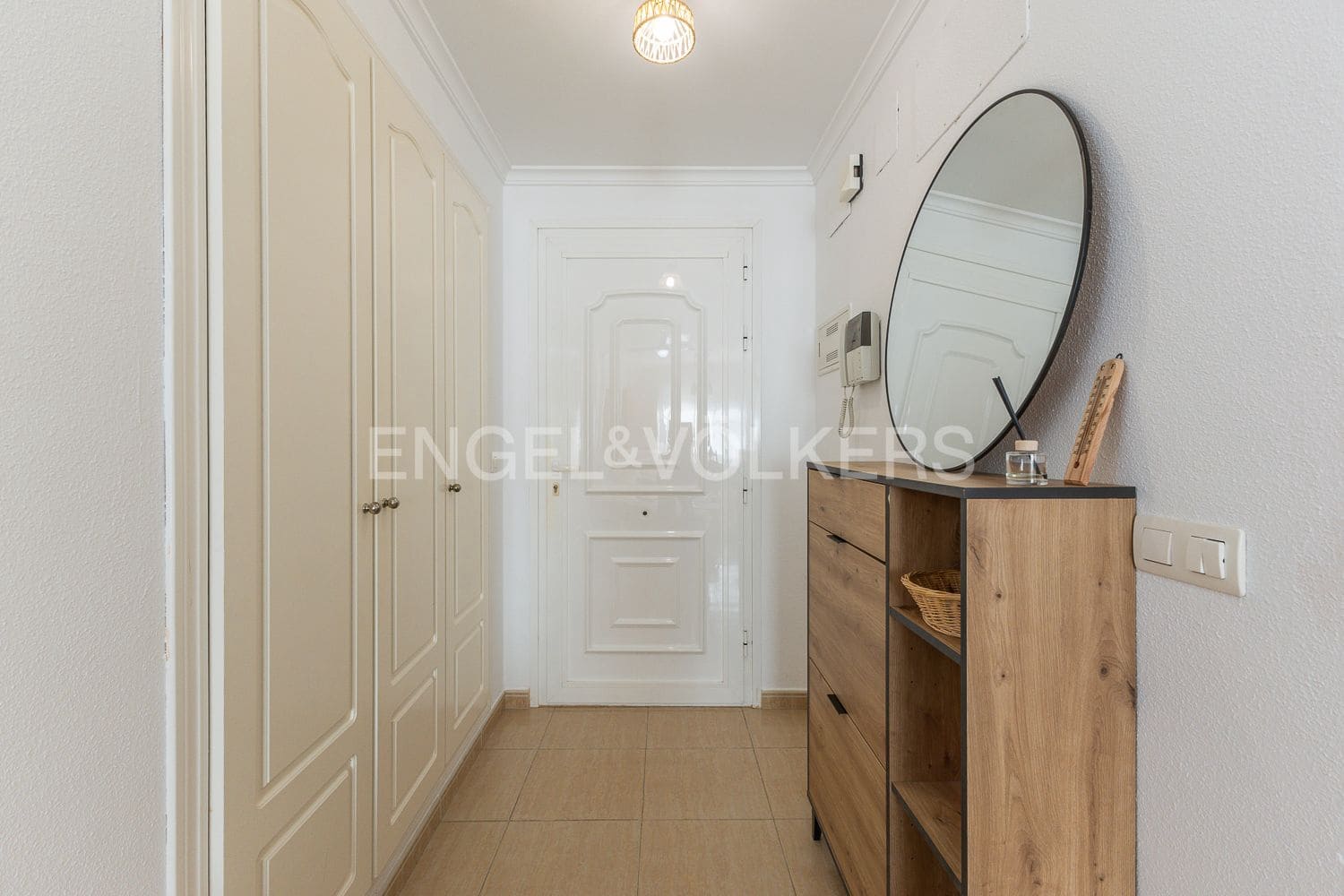 2 bedroom Apartment for rent in Denia with pool garage - € 2,000 (Ref: 9080488)