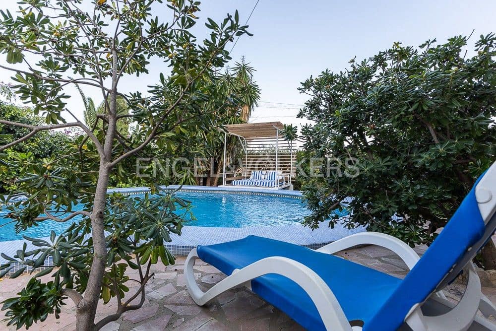 4 bedroom Villa for sale in Denia with pool garage - € 726,500 (Ref: 9080489)